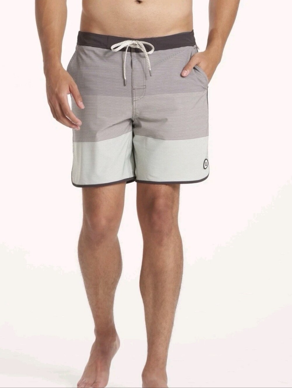 VUORI Grey Unlined 8" Athletic Shorts 32